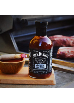 Barbecue mit Jack Daniels Sauce