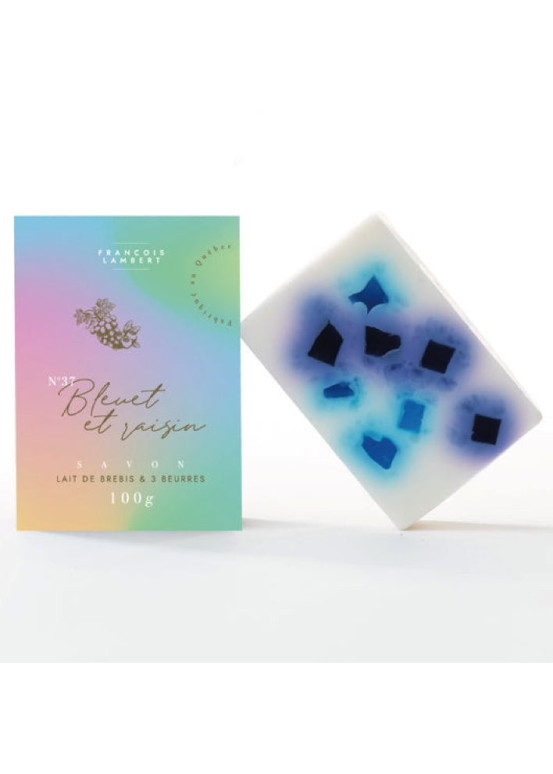 Soap with blueberry and grape aromas