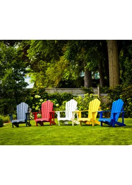 Kanadischer roter Adirondack-Stuhl