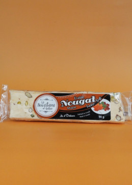 Nougat with maple syrup
