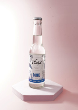 Tonic 1642 uit Canada