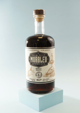 チョコレートスパイスのラム酒 - Morbleu Noir