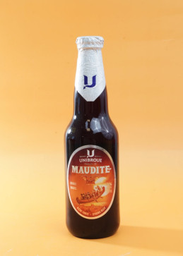 Cerveza roja Maudite de la Unibroue en Quebec