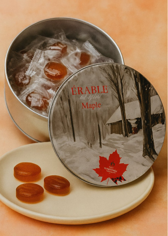 Caja decorada de 30 dulces canadienses