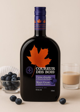 Fles Coureur des Bois ahornsiroop crème met bosbes, Quebec-likeur met ahornsiroop en bosbessen