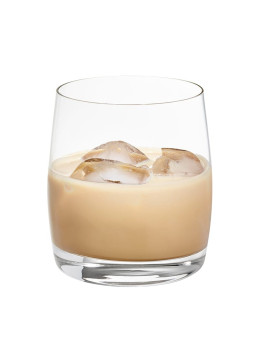 Cocktails with spell whiskey cream on ice