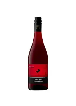 Vin rouge pinot noir du canada