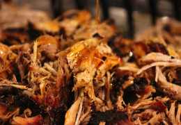 How to make pulled pork with maple syrup?